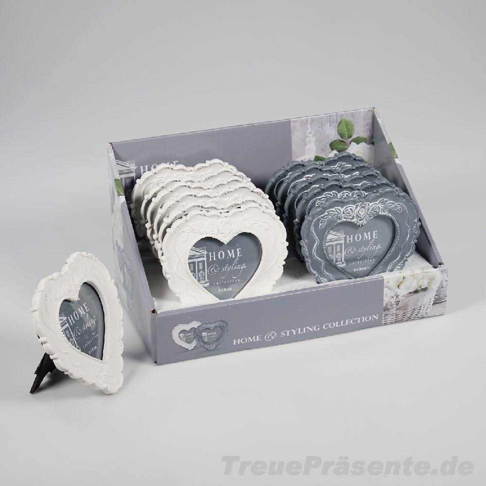 Bilderrahmen in Herzform sortiert